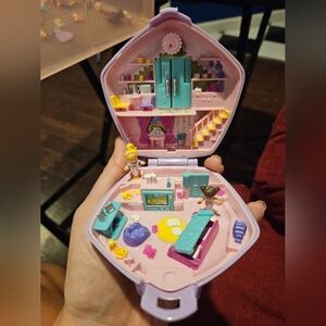 Polly Pocket Vintage Bluebird Toys 1994 Polly’s Video Slumber Party Complete
